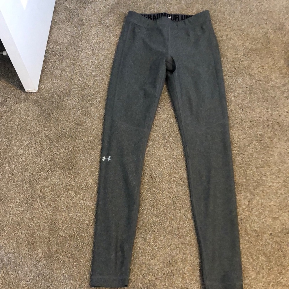 Underarmour gym leggings. In amazing shape.